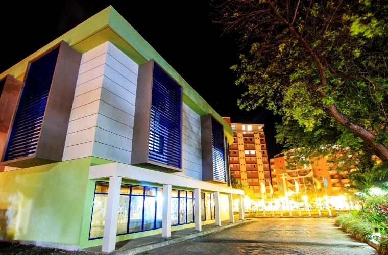 Cebu Blue Ocean 　講義棟