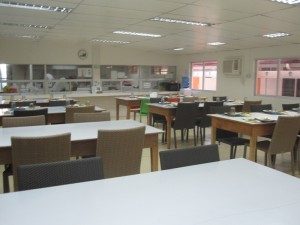 First-English-cafeteria-2